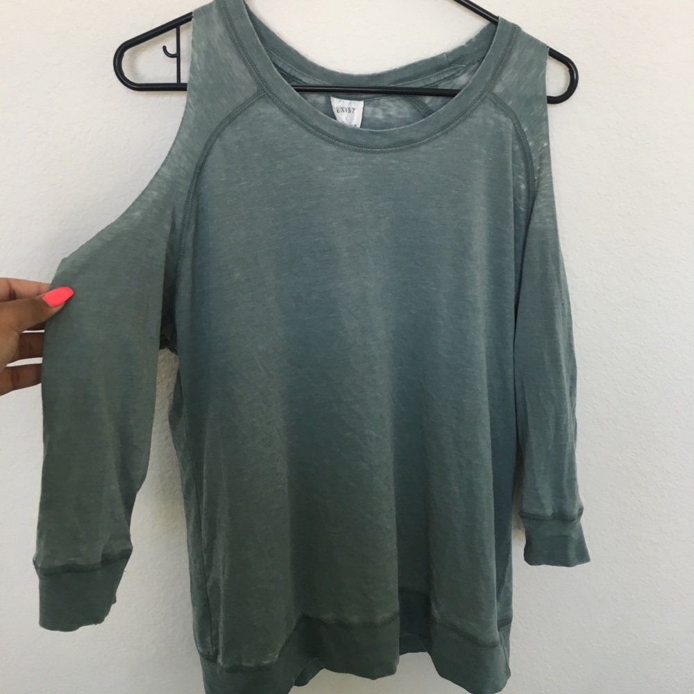 Cut off the shoulder top;)))